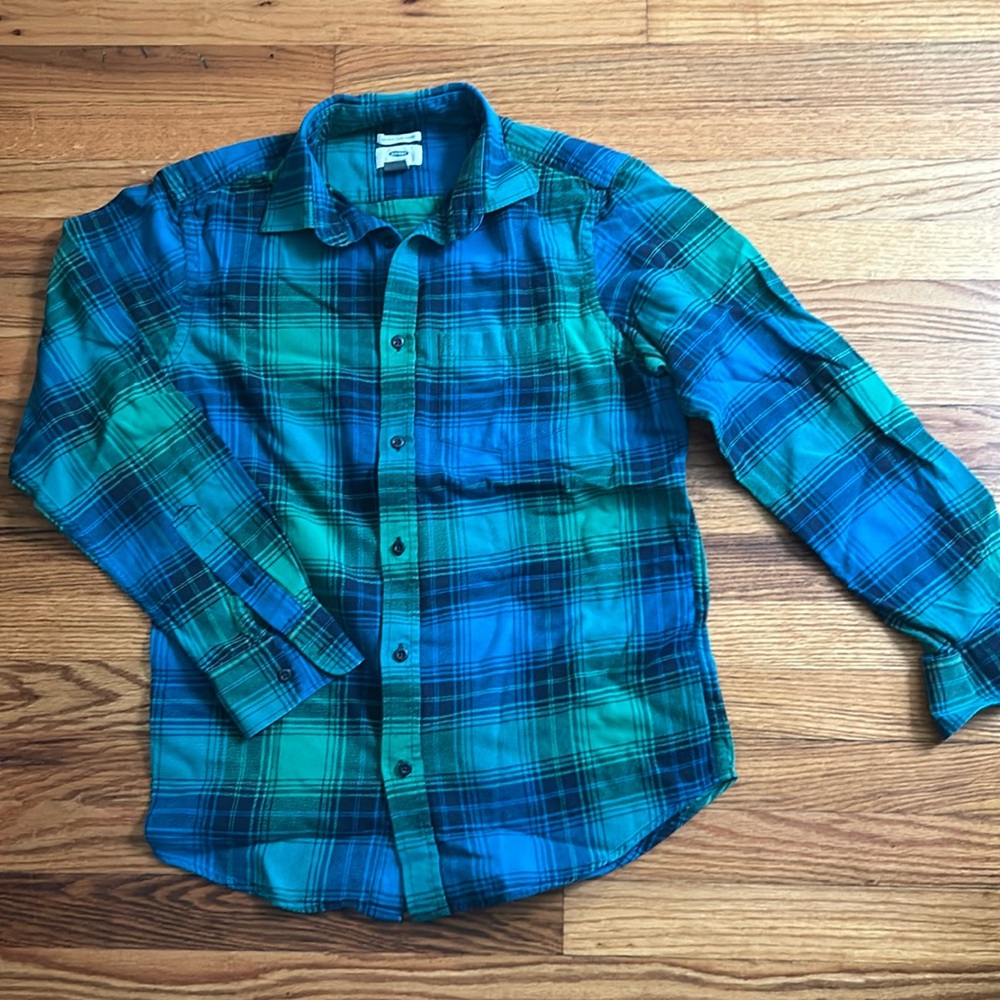 Like-new Men’s plaid Flannel Shirt